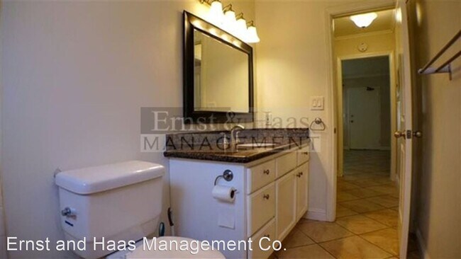 Foto del edificio - 1 br, 1 bath House - 3452 Elm Ave #303