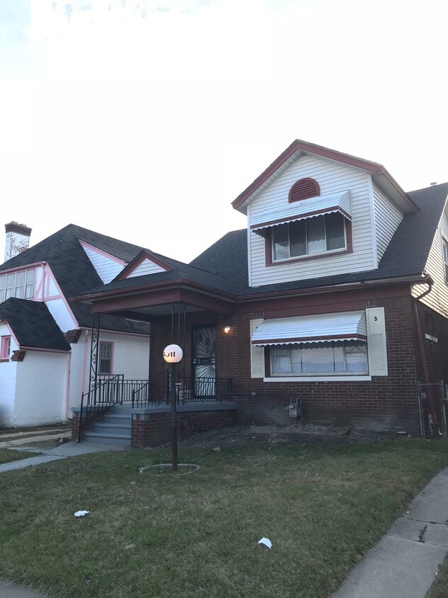 14011 Roselawn St, Detroit, MI 48238 House for Rent in Detroit, MI