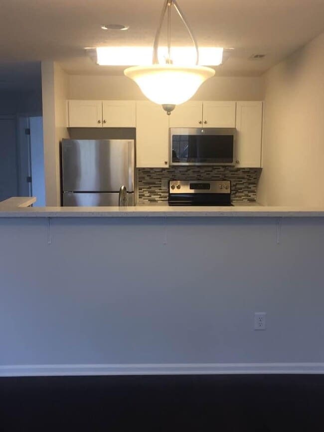 Kitchen - 7695 Harbour Is