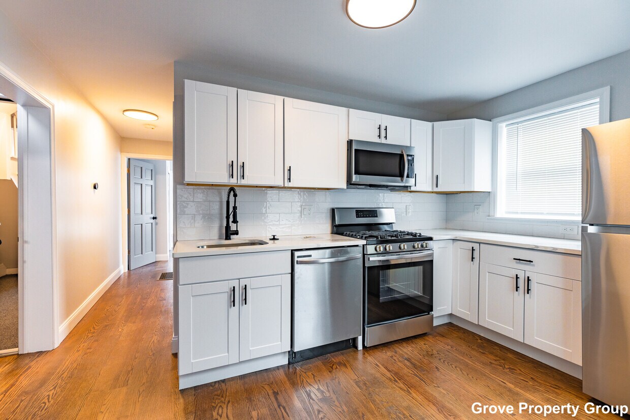 Foto principal - 173 Emerson St