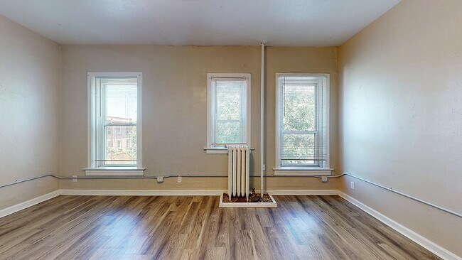 Building Photo - Boutique Apartments