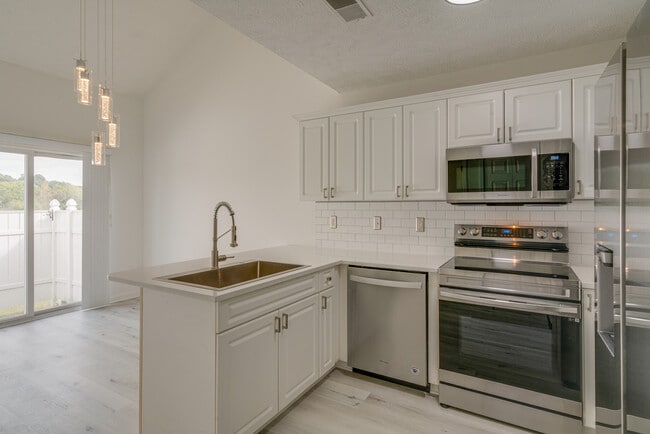 Photo - 2120 Lebanon Pike Townhome