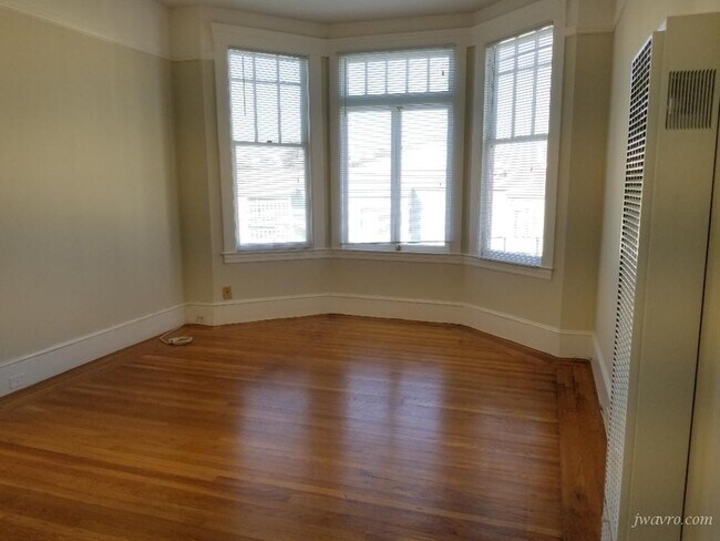 Building Photo - 1785 O'Farrell St