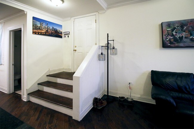 Foto del edificio - 3326 W Cortland St