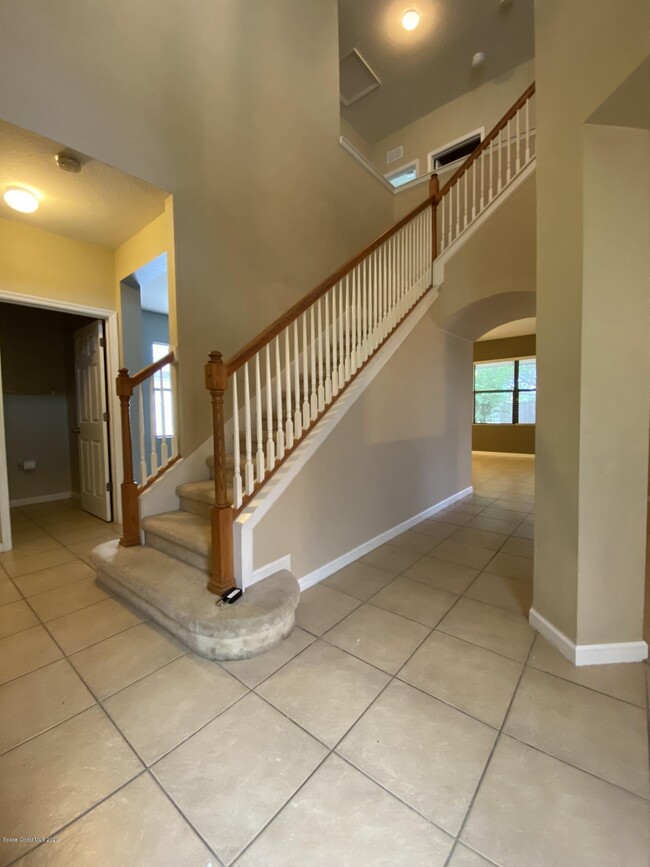 Building Photo - 5316 Enchanted Ave