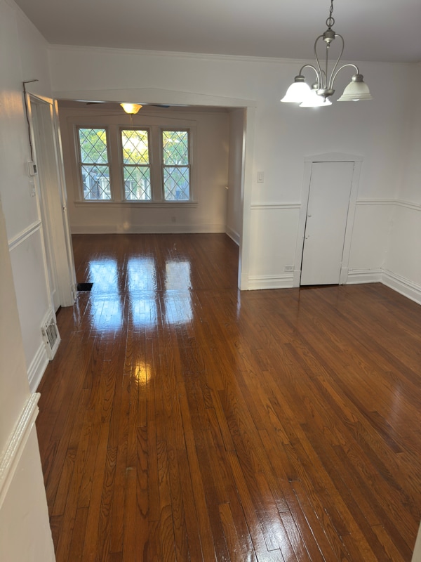 Building Photo - 2224 N Kenneth Ave