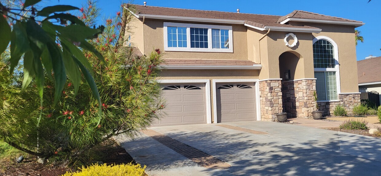 Foto principal - 1181 Kestrel Cir
