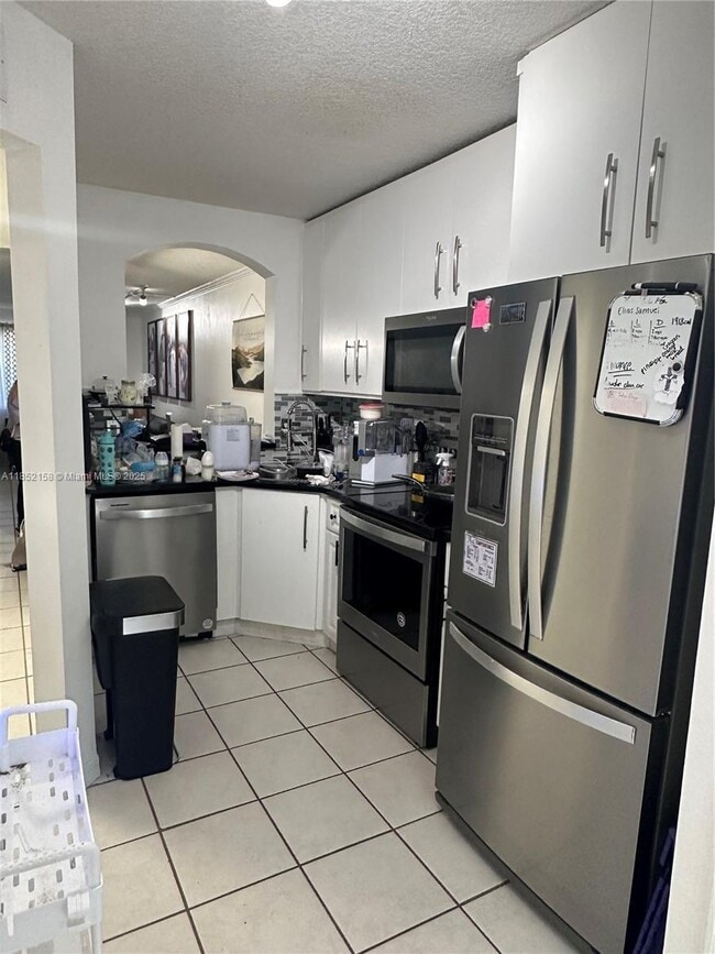 Foto del edificio - 2 bedroom in Pembroke Pines FL 33024