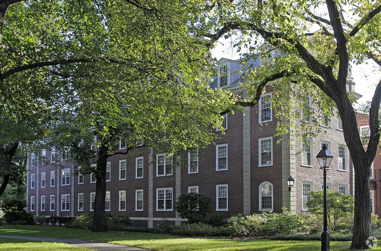 Building Photo - Gallatin Hall