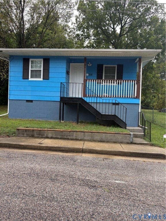 Building Photo - 718 Blick St