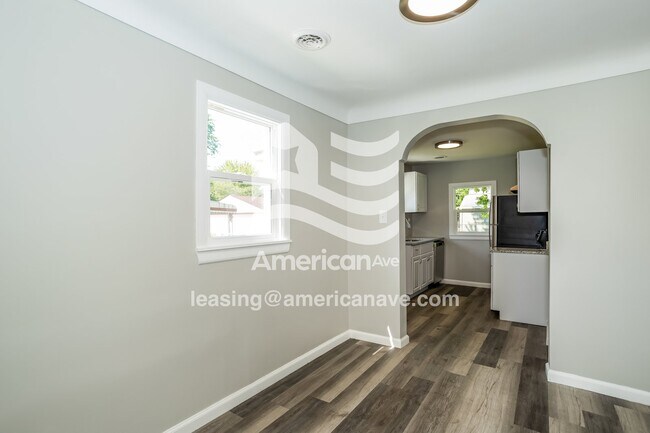 Foto del edificio - 16550 Ziegler St