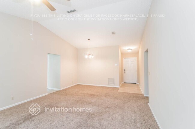 Foto del edificio - 82 Crystal Branch Ct