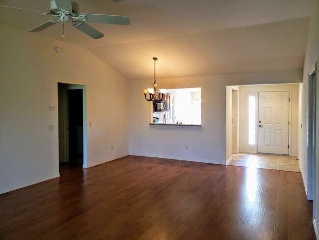 Foto del edificio - 12109 NE 51st Cir