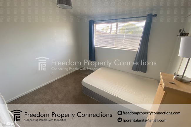 Building Photo - Room for Rent, 1 bath Duplex - 3885 Via Is...