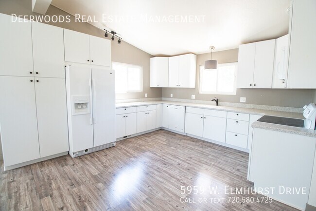 Foto del edificio - Littleton 3 Bed / 2 Bath Single Family Hom...