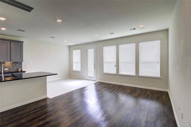 Foto del edificio - 22623 Judge Davis Ct