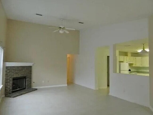 Foto del edificio - 7323 Hollis St