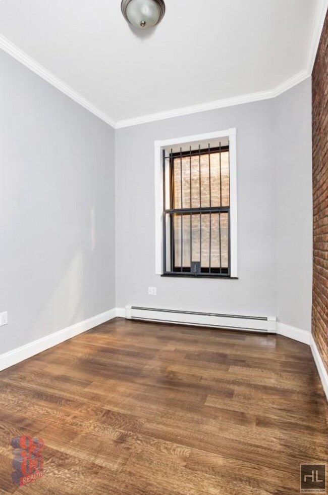 Foto del edificio - Renovated Lower East Side 3-Bedroom with E...