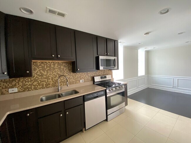 Foto del edificio - 706 N Noble St