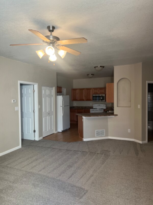 Foto del edificio - 2468 Thunder Mountain Drive