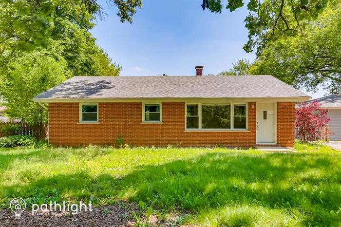 Foto principal - 37 Briarwood Drive, Crystal Lake, IL, 60014