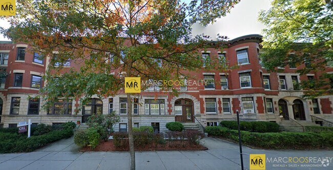 Building Photo - 1855 Beacon St