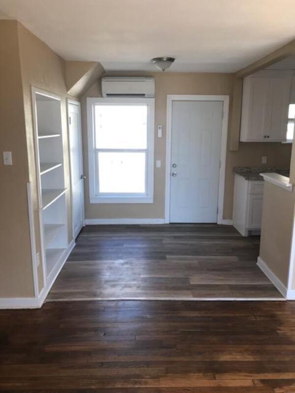 Building Photo - 708 W Stephens Dr