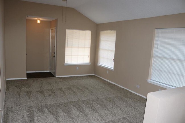 Building Photo - 4411 Prairie Meadow Dr