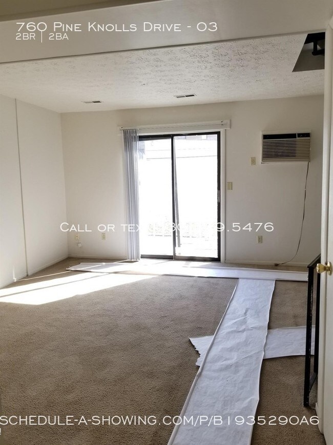 Foto del edificio - 760 Pine Knolls Dr