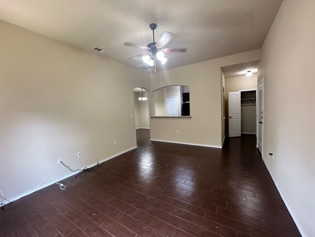Foto del edificio - Townhome for rent