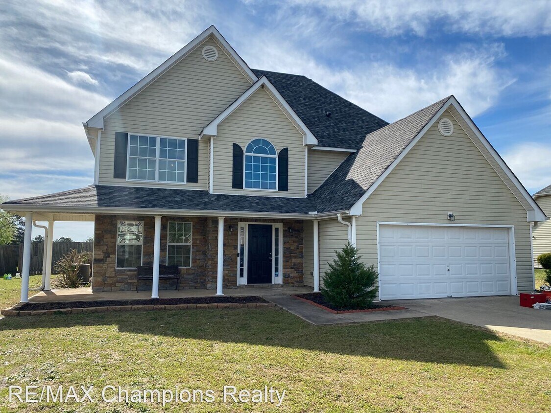 55 Seminole Trail, Fort Mitchell, AL 36856 House Rental in Fort