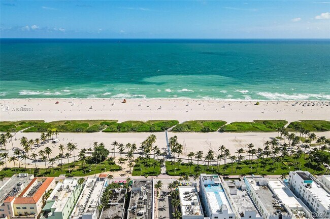 Building Photo - 229 8th St