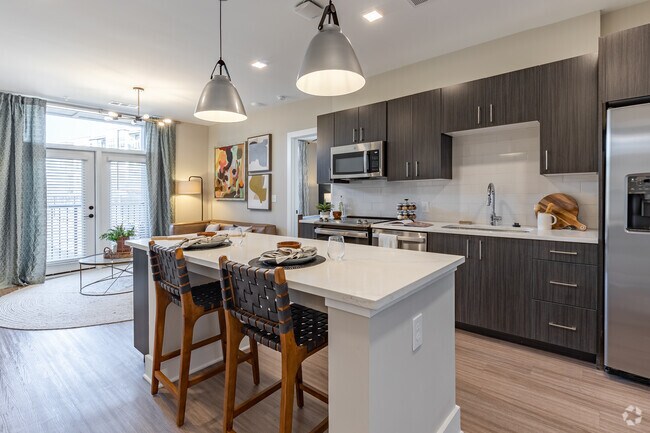 Interior Photo - Lumen Doraville