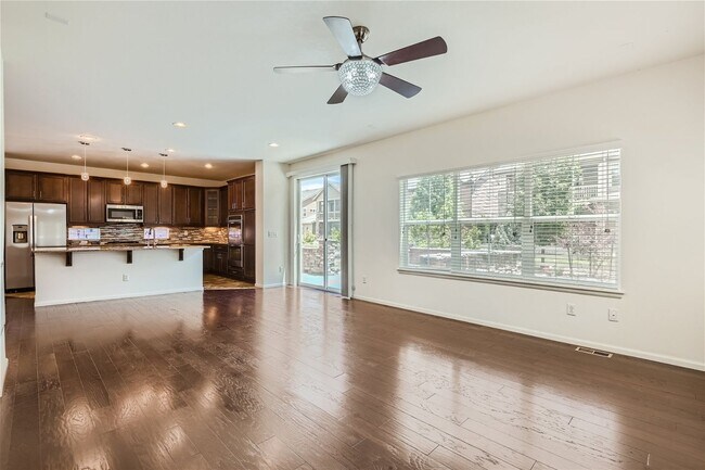 Foto del edificio - Beautiful 4 Bed/4.5 Bath in Broomfield