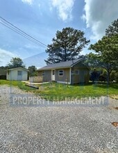 Building Photo - 1265 Keith Valley Rd SE