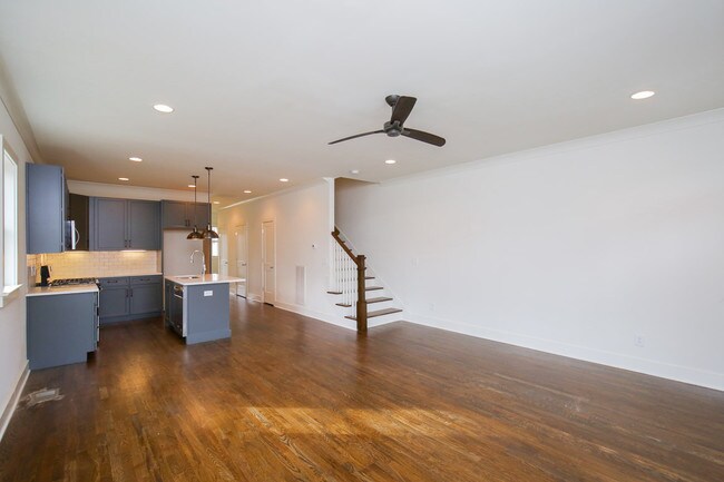 Foto del edificio - 1626 Chase St