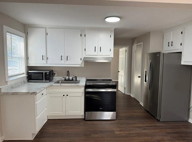 Building Photo - 20 Burgess Ave