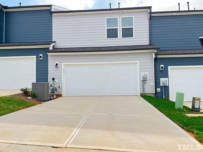 Building Photo - 4812 Trikala Ave