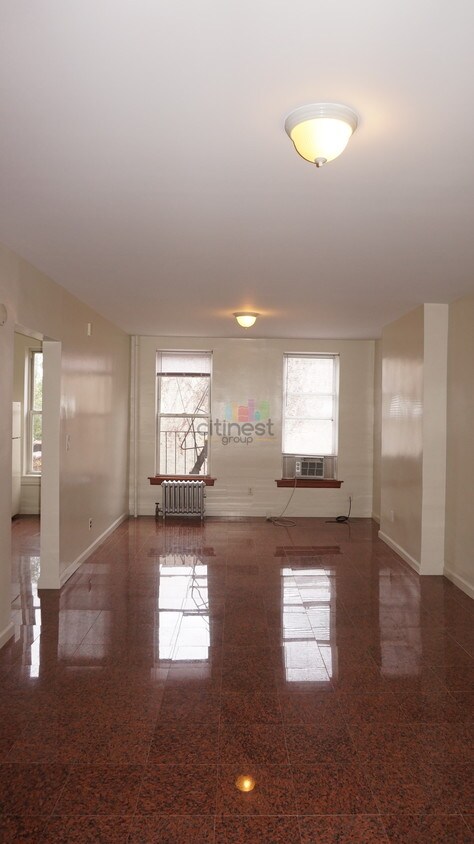Primary Photo - 7910 3rd Ave