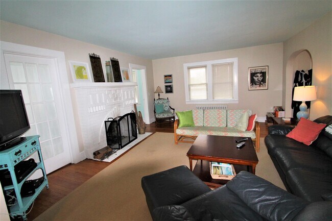 Building Photo - 506 Bradley Blvd