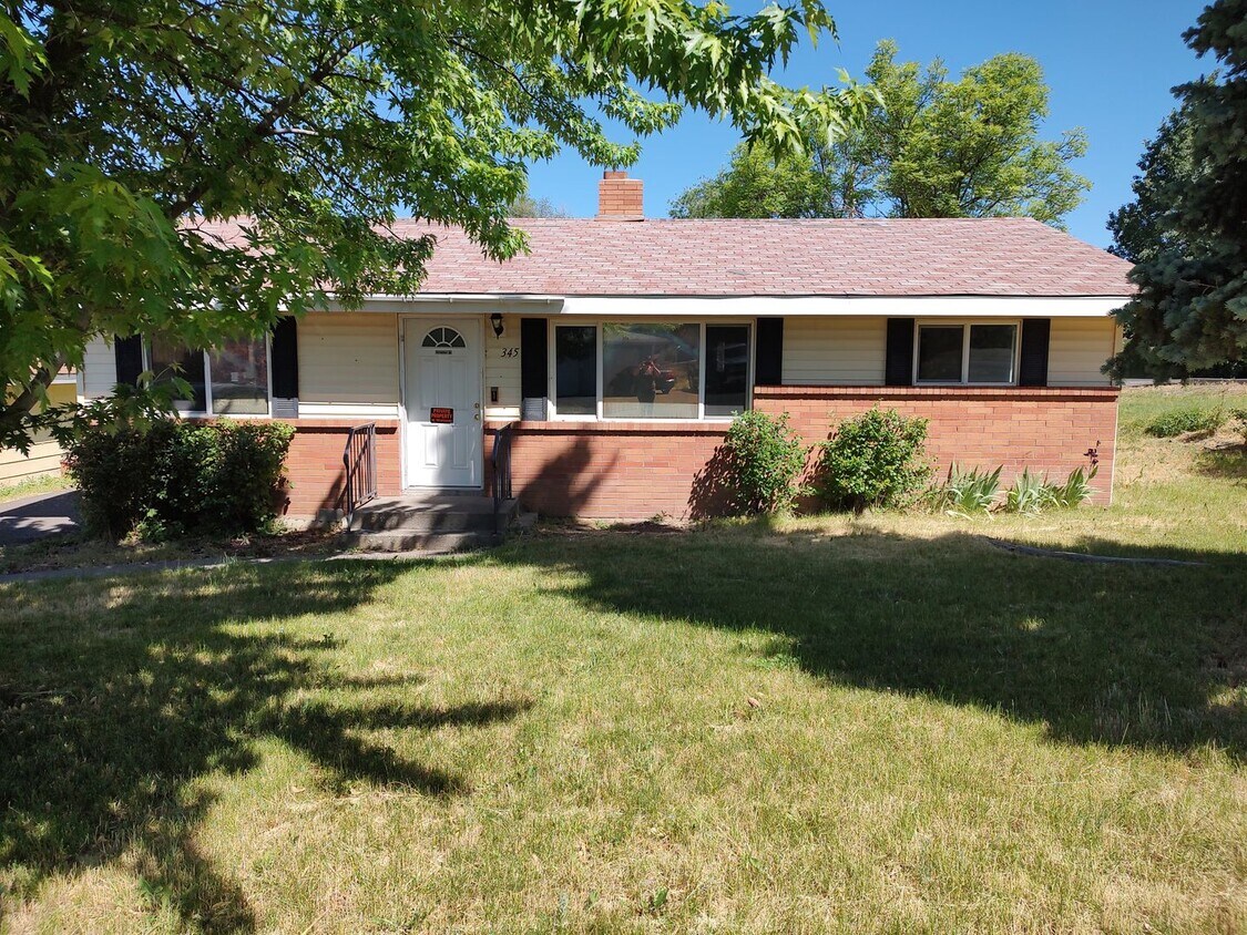 Primary Photo - 3 Bedroom 1 Bath- House