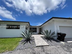Foto del edificio - 2062 NE 121st Rd