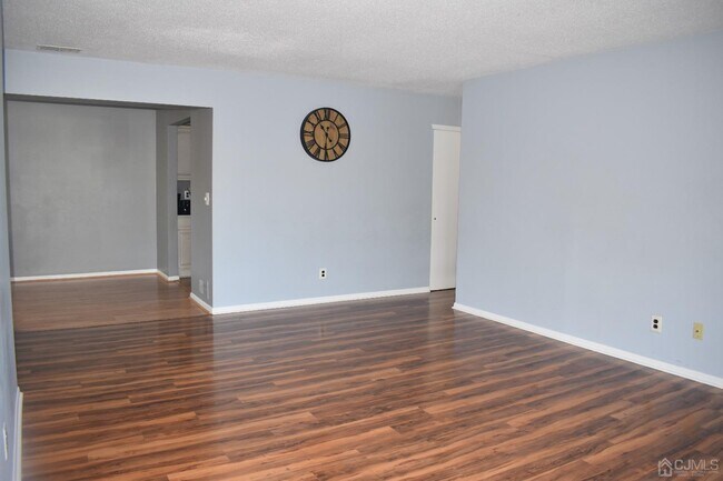 Foto del edificio - 34 Foxtail Ln