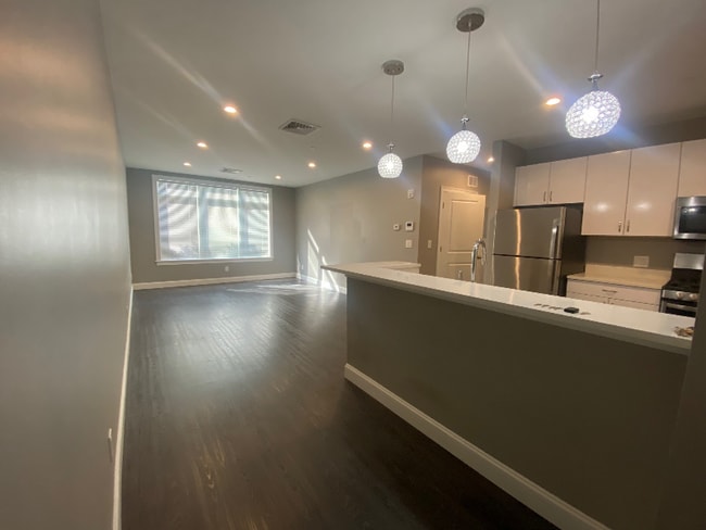 Photo - 4945 Washington St Apartment