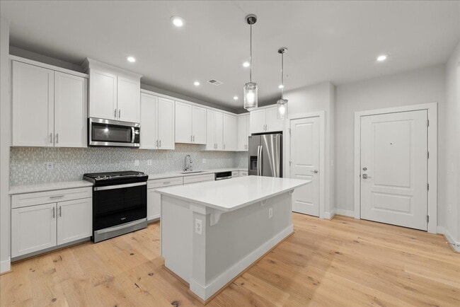Foto del edificio - 2320 Field Point Rd