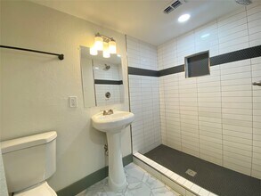 Building Photo - 2305 55th St