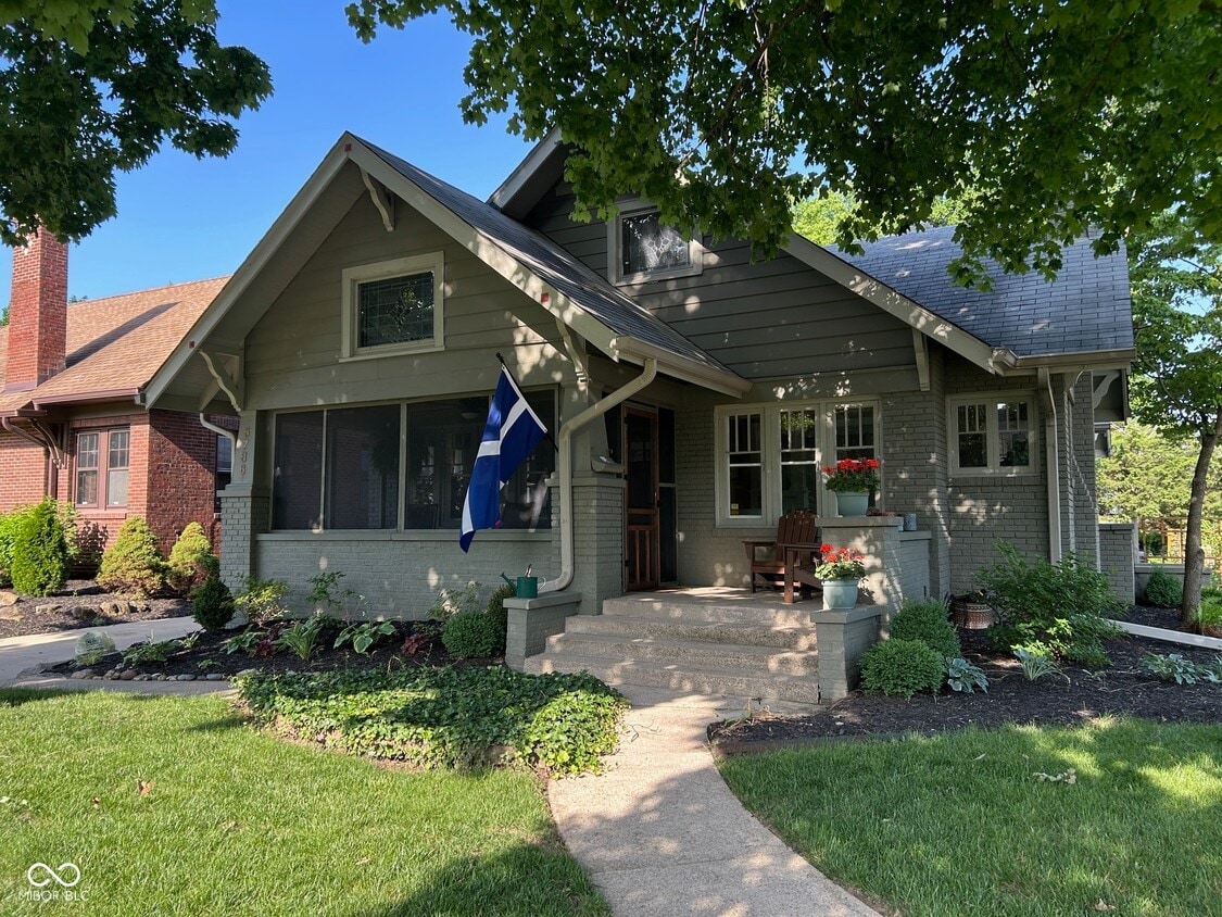 Primary Photo - 5786 N Delaware St
