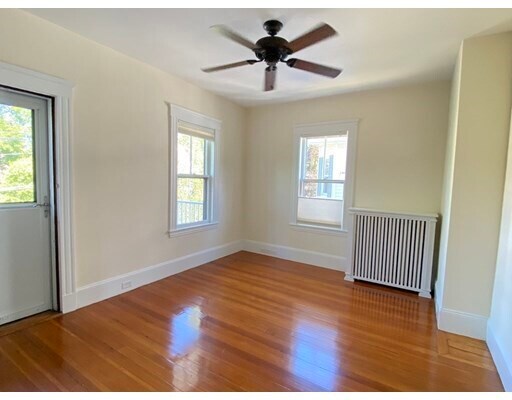 Foto del edificio - 229 White St