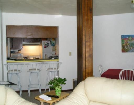 Building Photo - 150 S Lakeside Dr