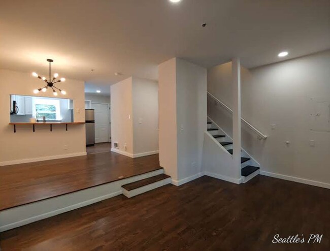 Building Photo - 2 Bedroom Townhouse Capitol Hill\Central D...